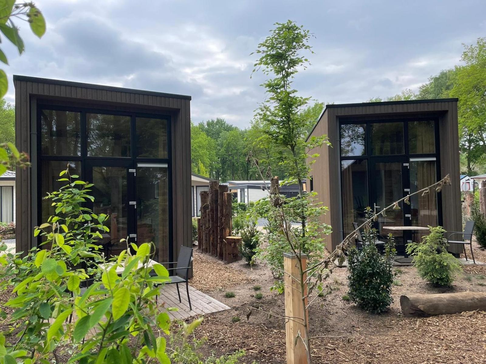 Camping De Vinkenkamp Lieren الغرفة الصورة