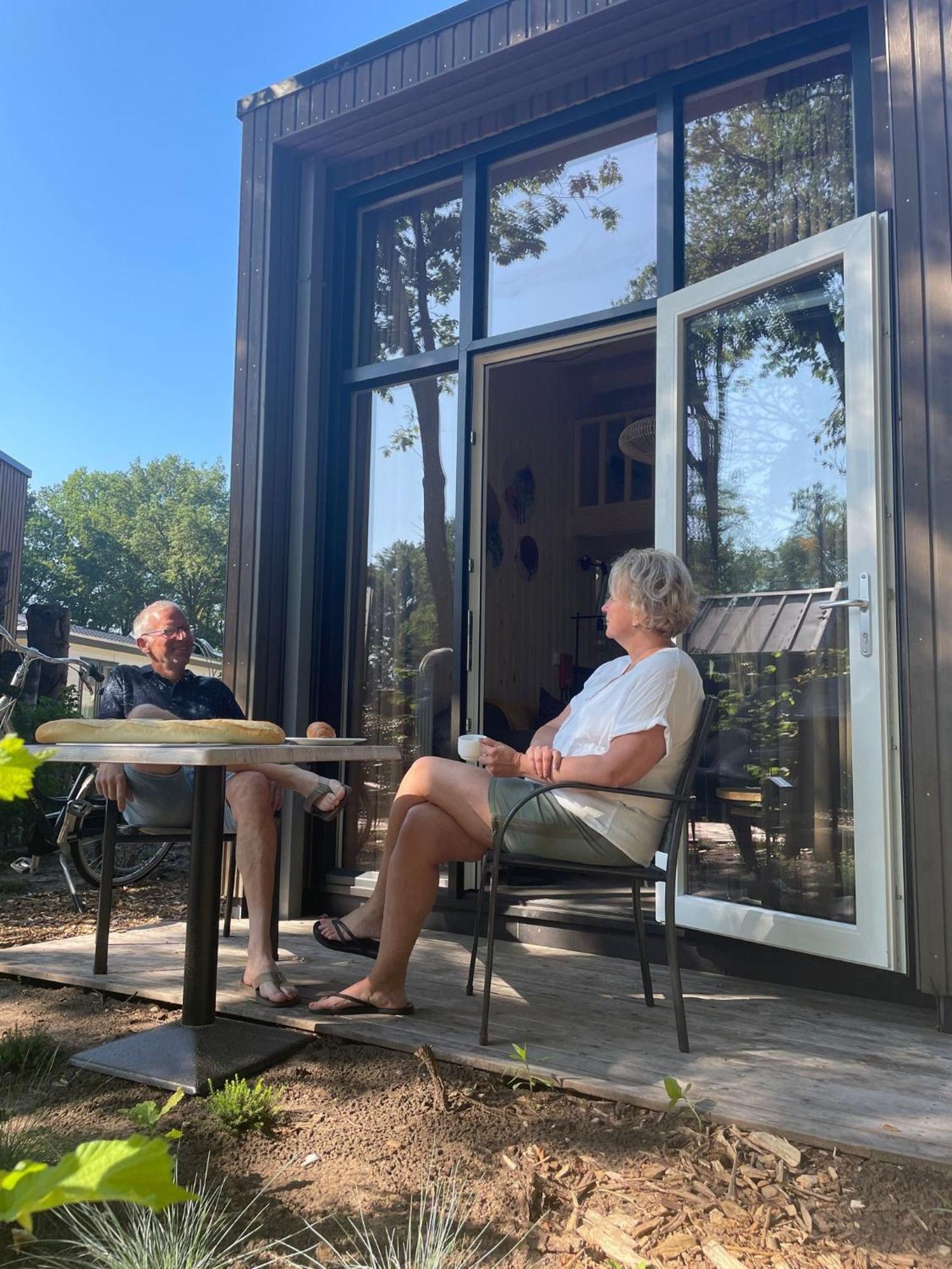 Camping De Vinkenkamp Lieren الغرفة الصورة